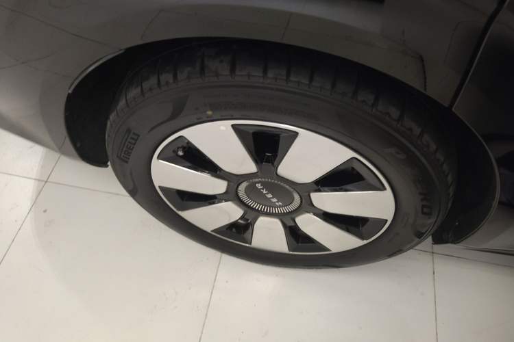 Used Zeekr 009 2024 7-Seater Aisle Version 108 kWh