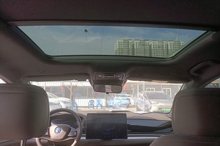 Used BYD Han 2023 EV Champion Edition 605KM Front-Drive Premium Model
