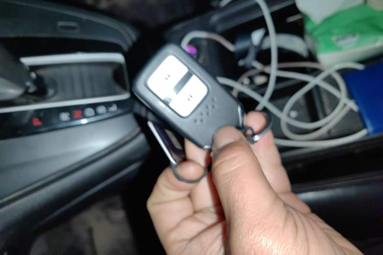 Used Honda CR-V 2015 2.4L four-wheel drive luxury version
