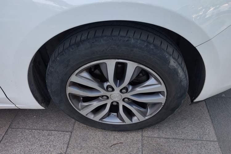 Used Buick GT 2019 18T Automatic Connected Elite Model China V Standard
