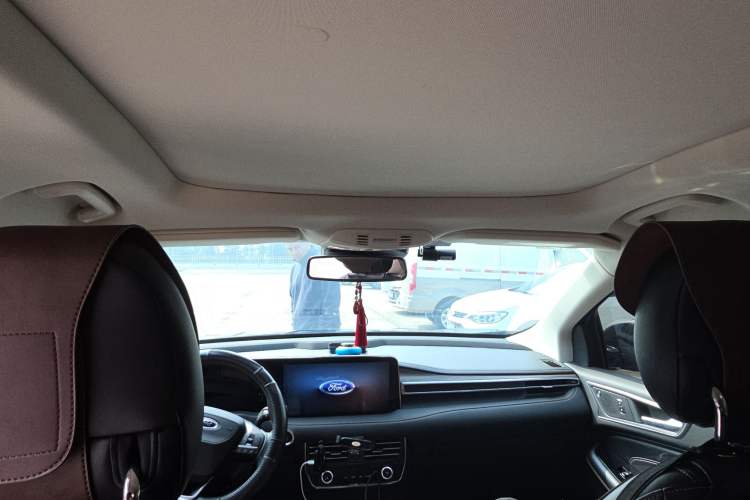 Used Ford Edge 2021 Facelifted PLUS EcoBoost 245 Two-Wheel Drive XLT 7-Seater
