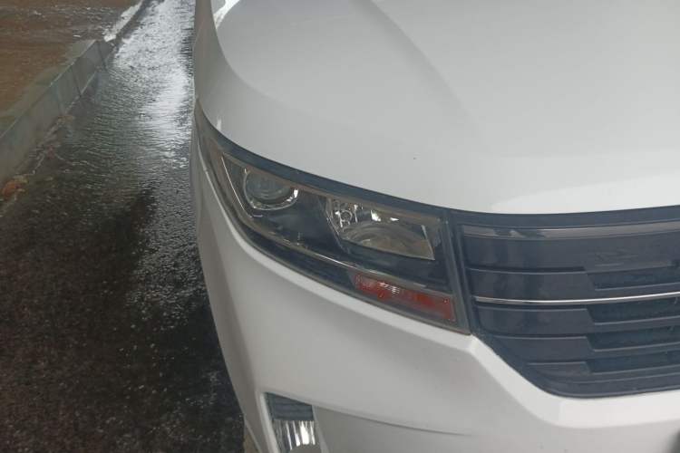 Used Wuling Hongguang PLUS 2019 1.5T Manual Luxury 7-Seater
