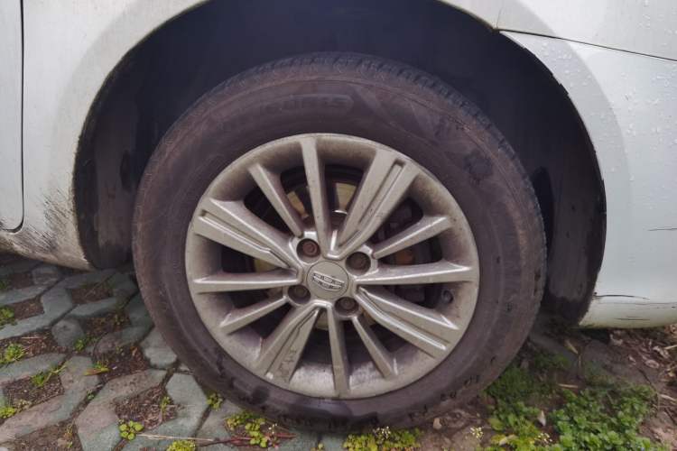 Used Geely Auto Diamond 2016 1.5L Manual Entry-Level Trim