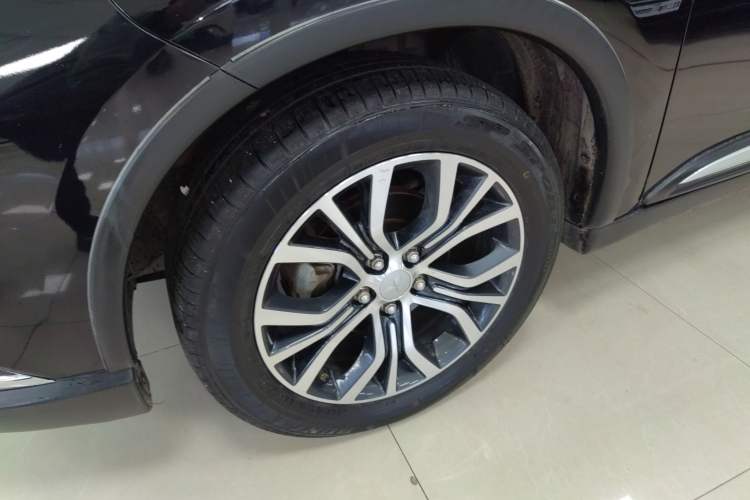 Used Mitsubishi Outlander 2018 2.0L Two-Wheel Drive Glory Edition 5 Seats
