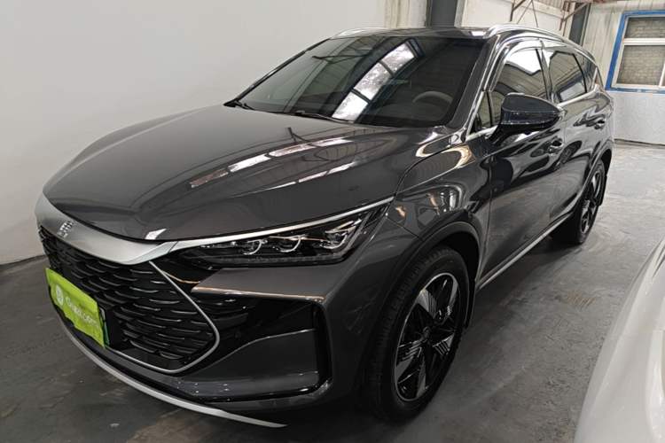 Used BYD Tang New Energy 2024 DM-i Glory Edition 112KM Prestige Model