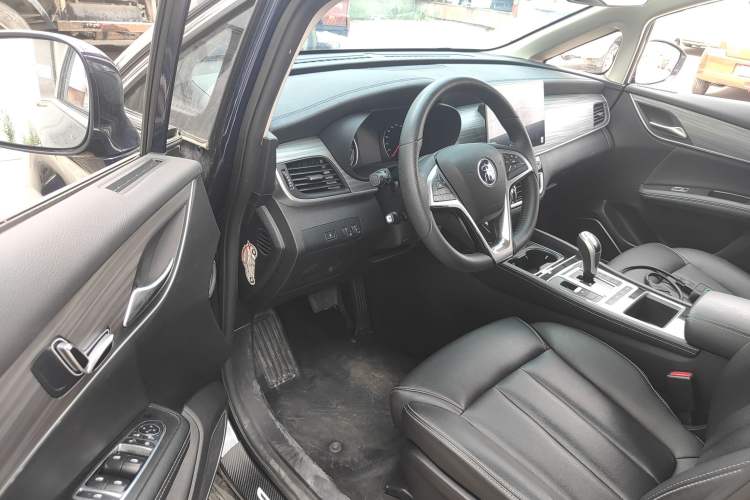 Used BYD Song MAX New Energy 2019 DM 1.5T Smart Connect Advanced 7-Seater China VI Standard Driver Seat