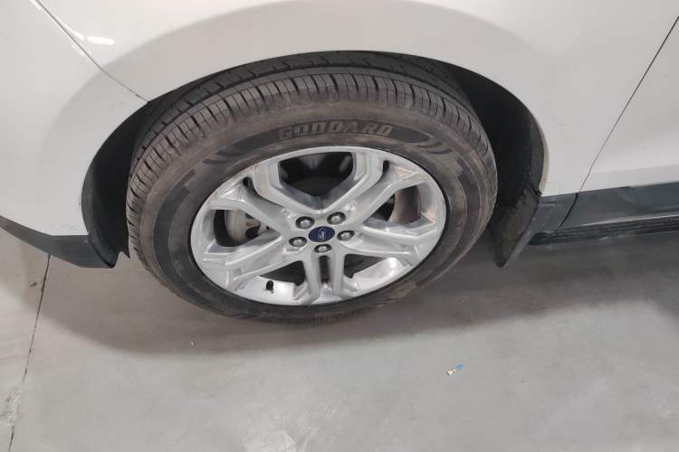 Used Ford Edge 2018 EcoBoost 245 Two-Wheel-Drive Titanium 7-Seater China V Standard
