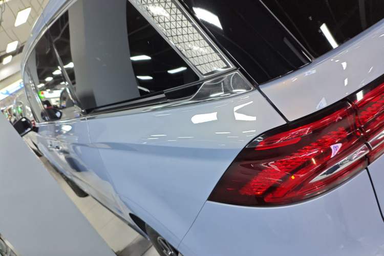 Used Roewe iMAX8 New Energy 2022 First-Class Platinum Edition Left Side