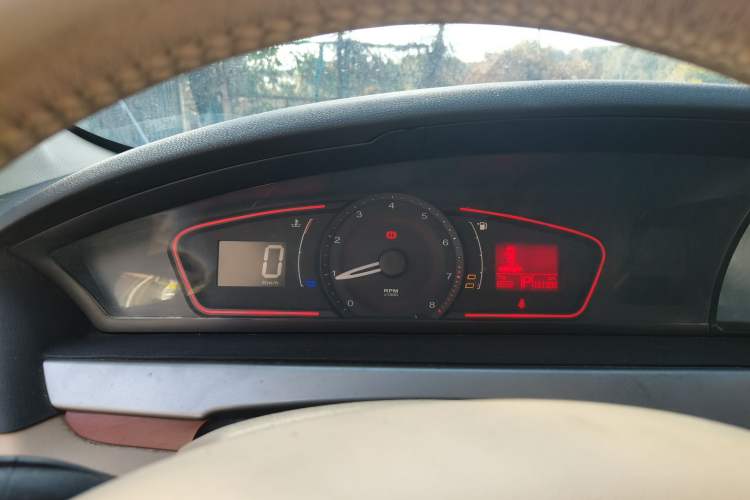 Used Roewe 550 2013 Classic Edition 550 1.8L Automatic Luxury Model
