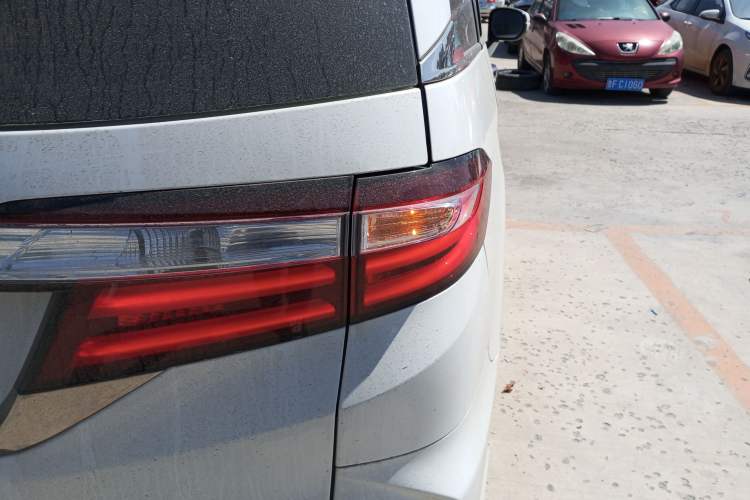 Used Honda Odyssey 2021 2.0L Rui·Comfort Edition Exterior 3