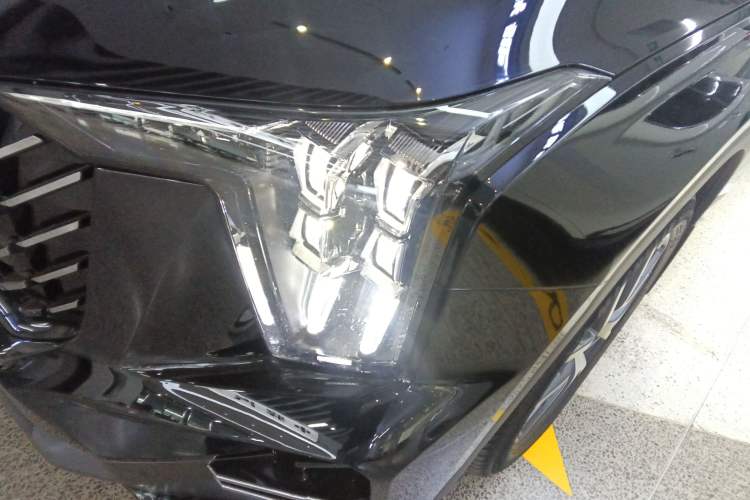 Used GAC Trumpchi GS8 2022 Linghang Series 2.0 TGDI Two-Wheel-Drive Luxury Smart Connectivity Version (7 Seats)