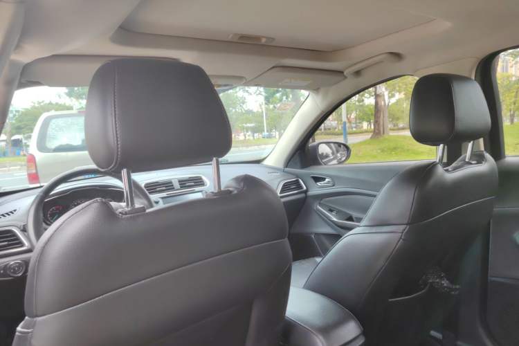 Used Ford Escort 2015 1.5L Automatic Fashion Model