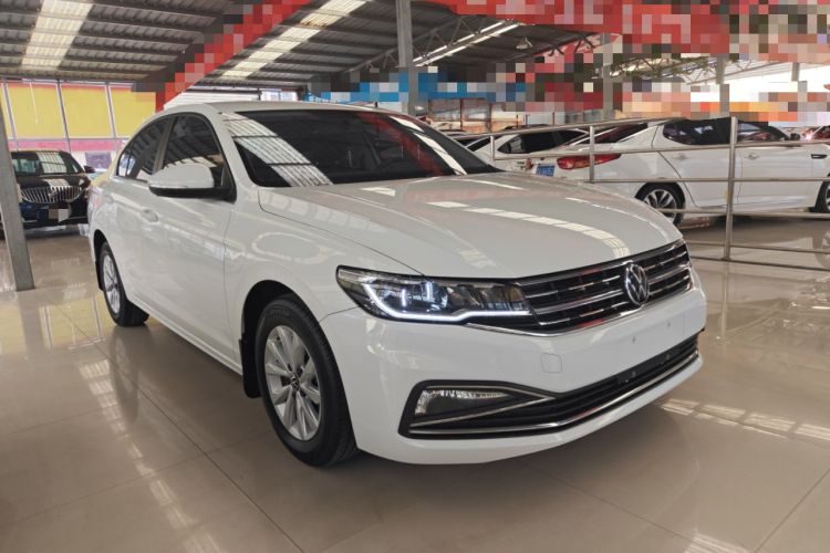 Used Volkswagen Bora 2021 1.5L Manual Fashion Smart Connect Edition Front Right 45 Deg