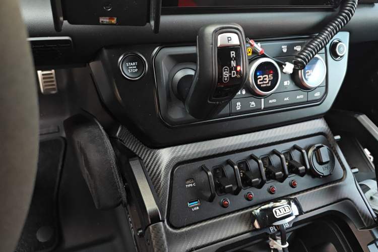 Used Land Rover Defender 2023 110 5.0T V8