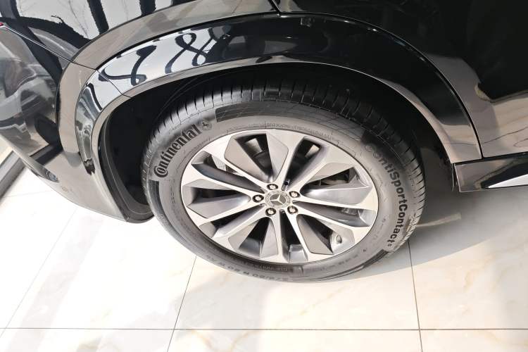 Used Mercedes-Benz GLE 2023 GLE 350 4MATIC Stylish Model
