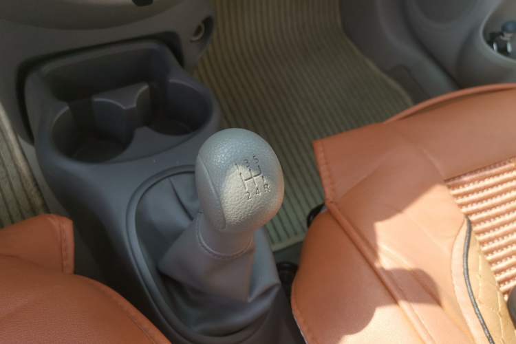 Used Nissan Sunny 2016 1.5XE Manual Leading Edition
