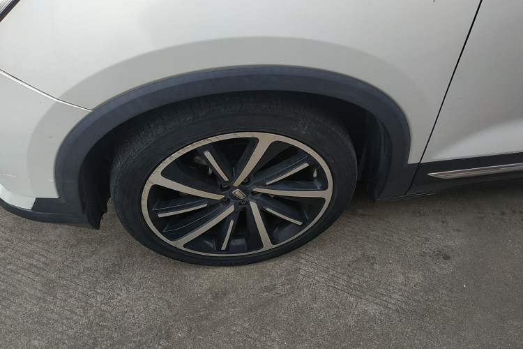 Used Bestune T77 2019 230 TID Automatic Prestige Version China V Emission Standard
