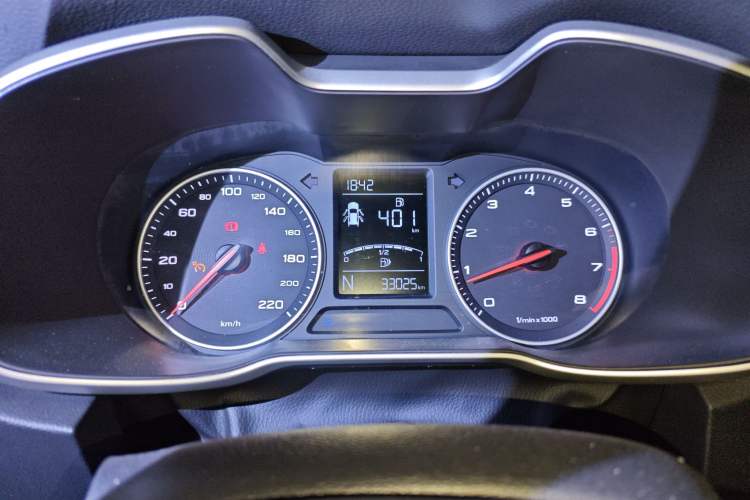 Used MG ZS 2017 1.5L Automatic Luxury Edition
