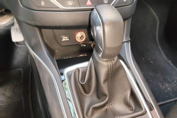 Used Peugeot 408 2014 1.8L Automatic Luxury Edition