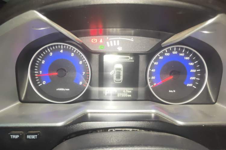 Used Geely Auto Emgrand 2014 Hatchback 1.3T CVT Elite Model