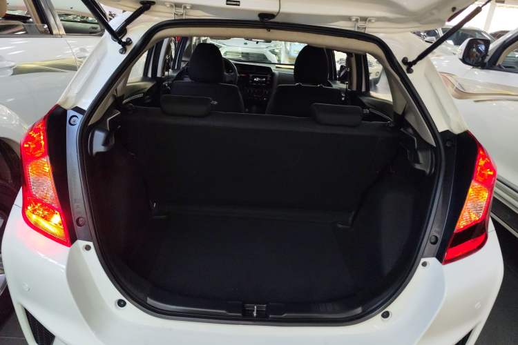 Used Honda Fit 2016 1.5L LX CVT Comfort Model
