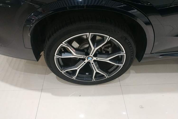 Used BMW X5 2023 xDrive 30Li Luxury M Sport Night Edition Package
