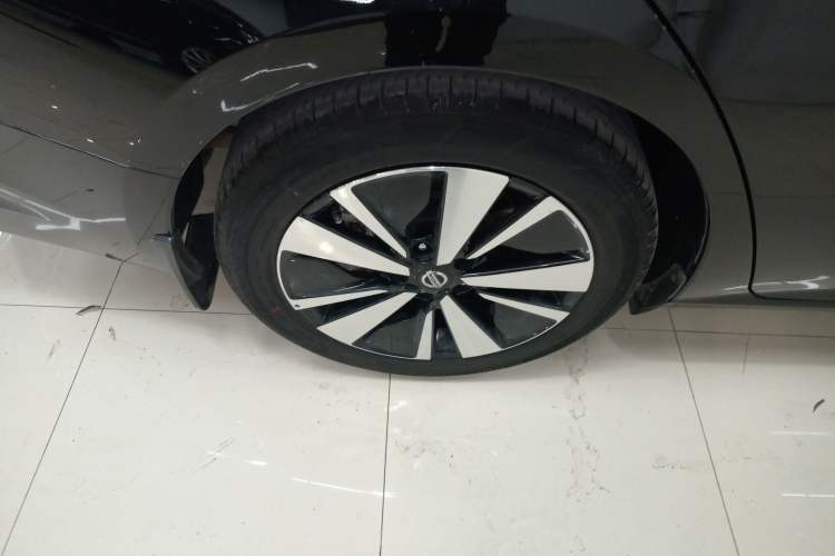Used Nissan Teana 2021 2.0L XL Upper AD1 Smart Drive & Navigation Edition Right Rear Wheel Hub
