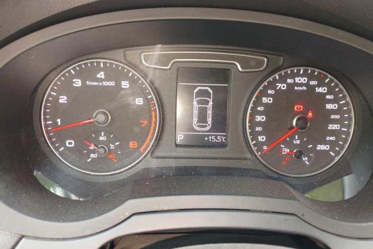 Used Audi Q3 2015 30 TFSI Ambition Edition
