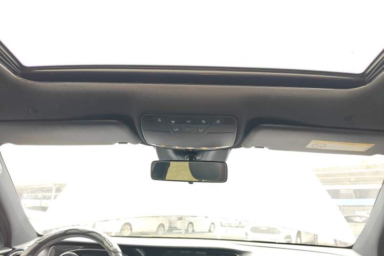 Used Mercedes-Benz E-Class 2017 E 200 Sport 4MATIC Headliner