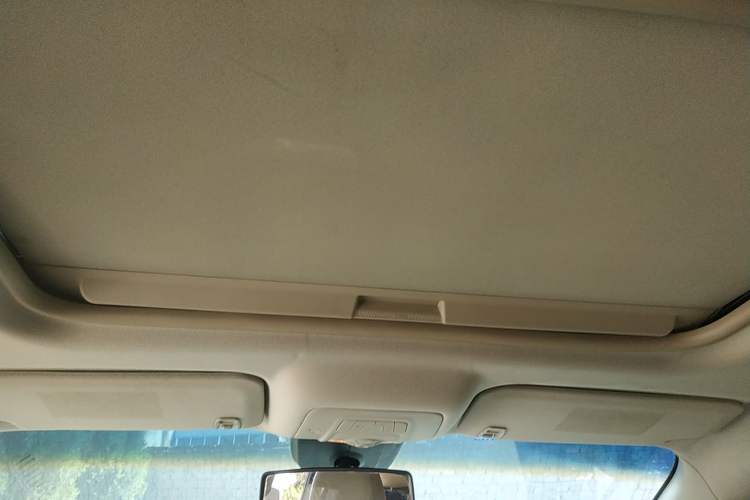 Used Buick GL8 2011 2.4L LT Luxury Business Executive Edition Headliner