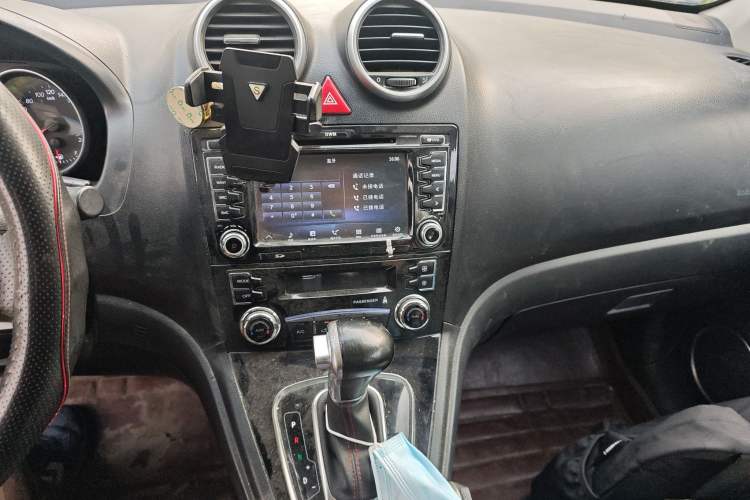 Used Haval H6 2016 Upgraded Model 1.5T Automatic Two-Wheel Drive Prestige Version