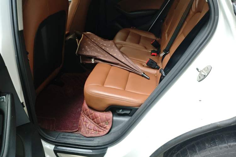 Used Audi Q5 2016 40 TFSI Trendy Edition Left Rear Seat