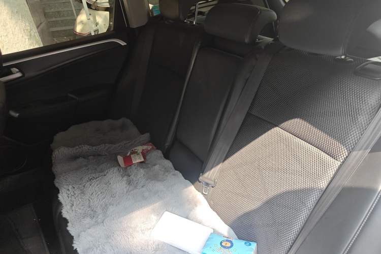 Used Honda Jade 2013 1.8L automatic Comfort version 5 seats