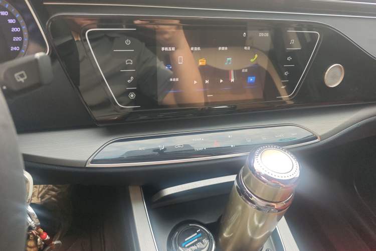 Used CHANGAN OSHAN X7 2020 1.5T Automatic Elite Edition Audio And AC Panel