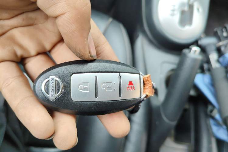 Used Dongfeng Fengdu MX6 2015 2.0L CVT 4x4 Dream Edition
