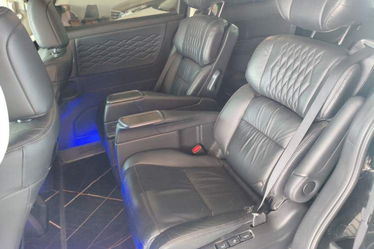 Used Honda Elysion 2022 2.0L eHEV Luxury Edition
