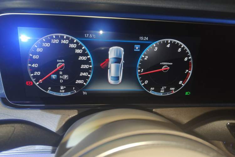 Used Mercedes-Benz E-Class 2019 E 200 4MATIC Coupe
