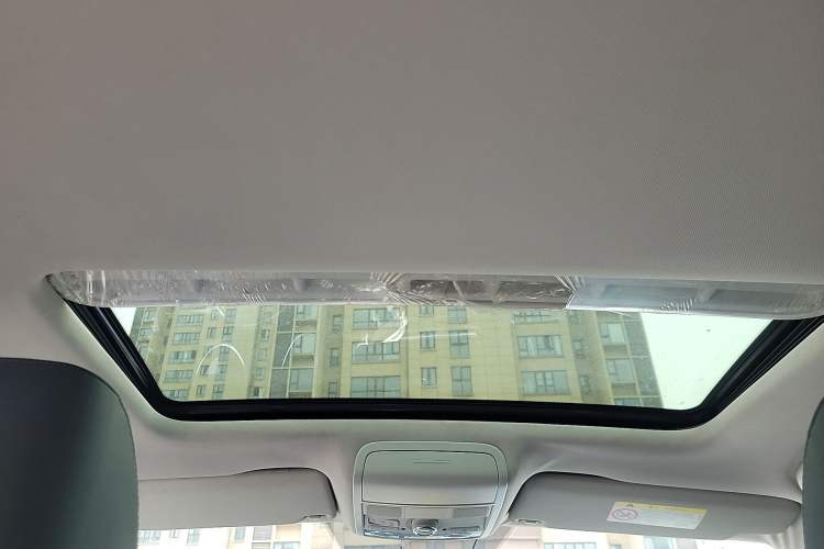 Used Volkswagen Sagitar 2017 230TSI Automatic Comfort Version Headliner