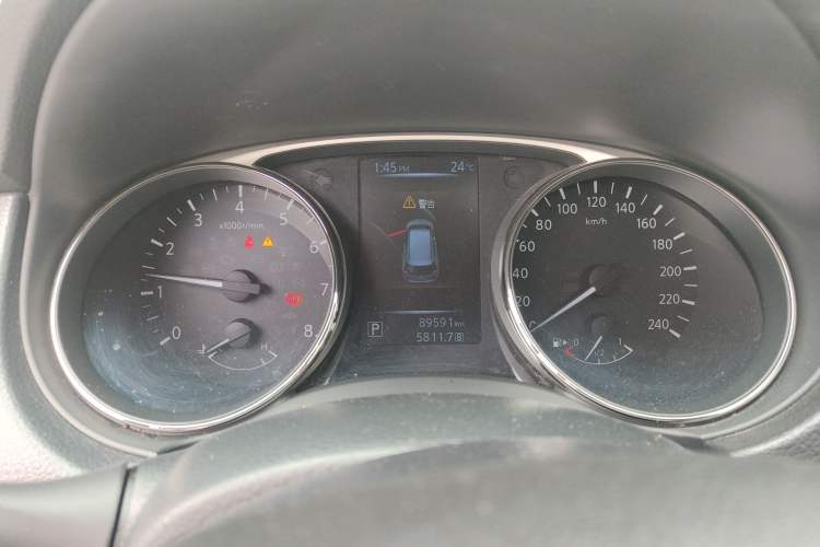 Used Nissan X-Trail 2015 2.0L CVT Comfort MAX Edition 2WD Instrument Cluster