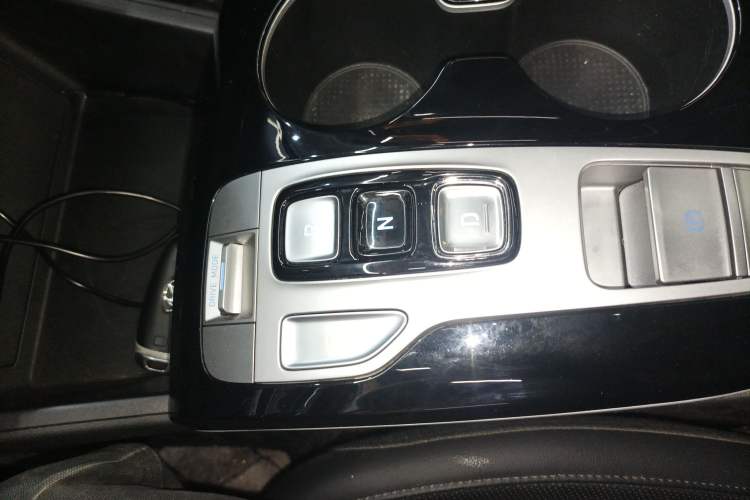 Used Hyundai Tucson 2021 Tucson L 1.5T DCT GLX Elite Edition Gear Lever