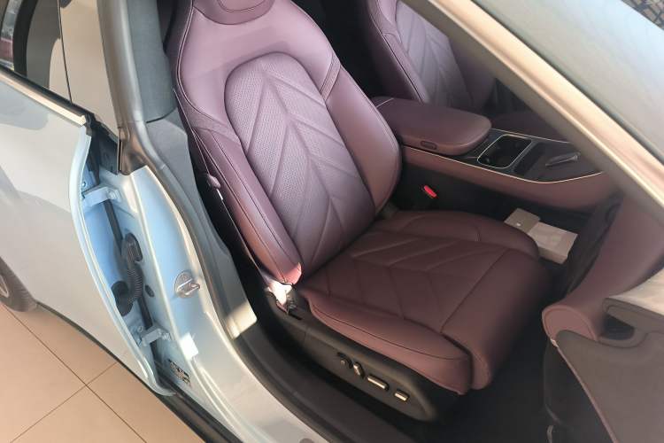 Used Nio ET5 2025 75 kWh