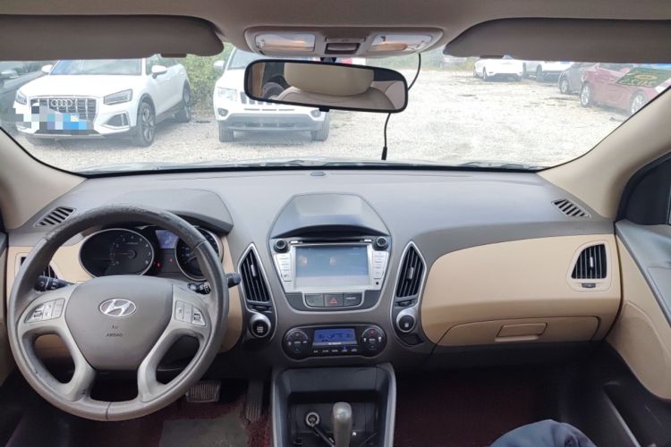 Used Hyundai ix35 2012 2.0L Automatic Two-Wheel Drive Elite Edition GLS
