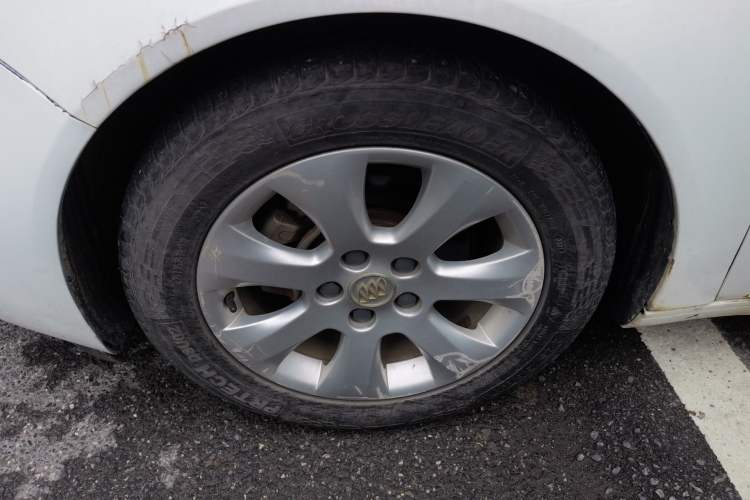 Used Buick Regal 2015 2.0L Elite Fashion Edition Left Front Wheel Hub