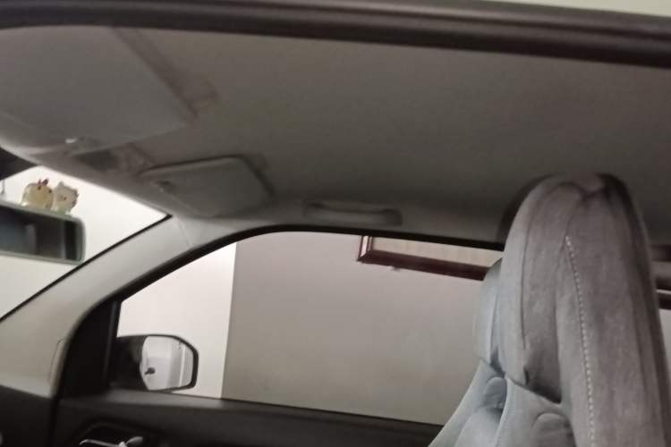 Used Wuling Hongguang MINIEV 2021 Macaron Premium Model – Lithium Iron Phosphate