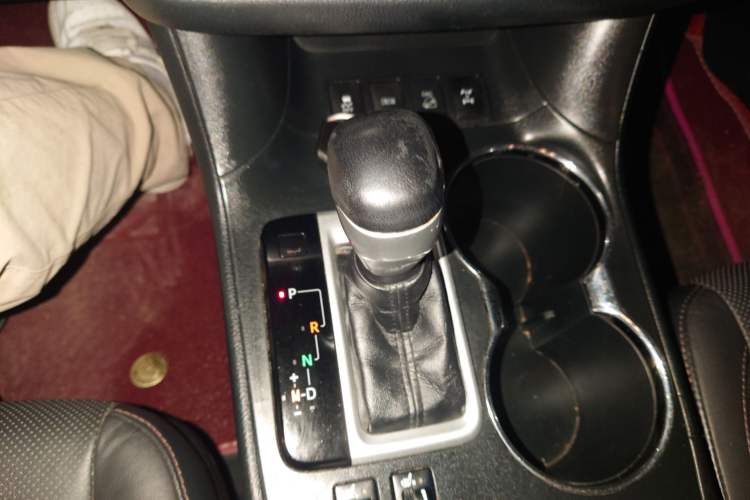 Used Toyota Highlander 2015 2.0T Four-Wheel Drive Luxury Edition 7-Seater