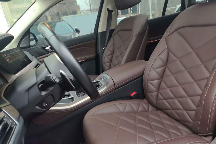 Used BMW X5 2022 xDrive 30Li Luxury M Sport Package