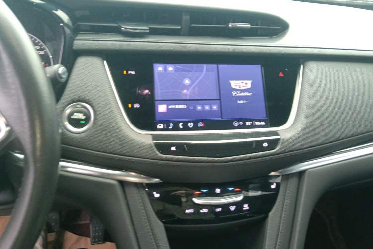 Used Cadillac XT5 2022 2.0T Two-Wheel Drive Luxury Version