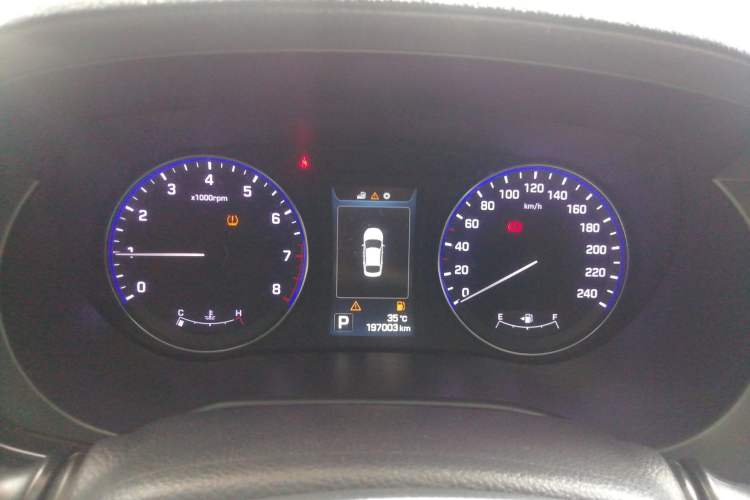 Used Hyundai Mistra 2014 1.8L Automatic Deluxe DLX Model
