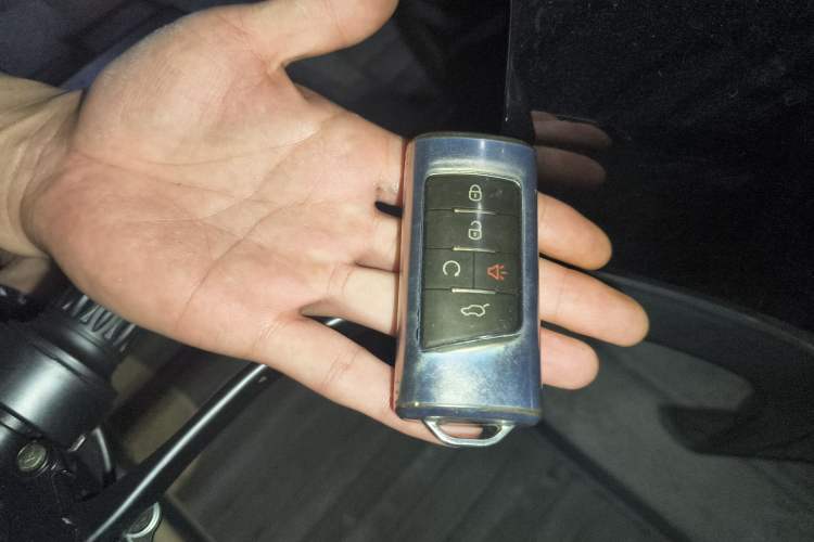 Used GAC Trumpchi GS5 2020 Advanced Model 270T Automatic Elite Edition Vehicle Key