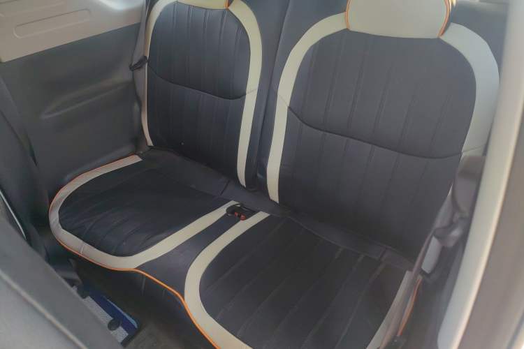 Used Geely Galaxy Panda 2023 Panda Mini 120km Super Cute Bear Left Rear Seat